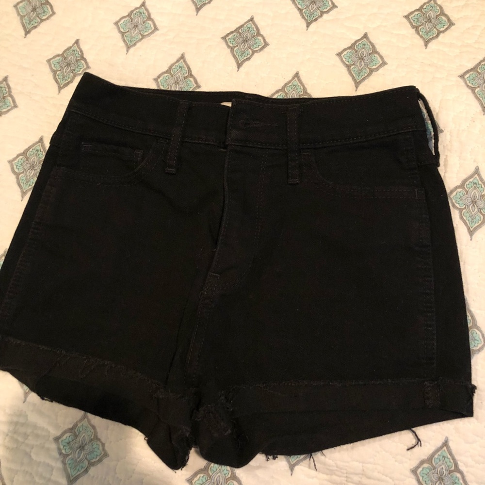 hollister high rise black shorts
